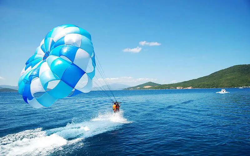 Kh&aacute;m ph&aacute; b&atilde;i biển Non Nước với cung đường biển tuyệt đẹp 5