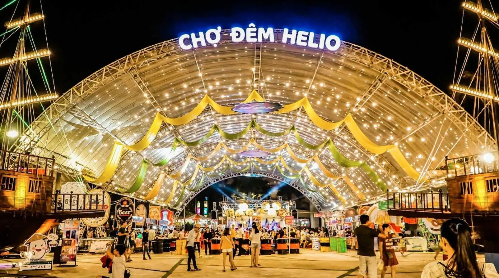 Oanh tạc chợ đ&ecirc;m Helio Đ&agrave; Nẵng - Tổ hợp mua sắm, ẩm thực về đ&ecirc;m lớn nhất Đ&agrave; Nẵng 2