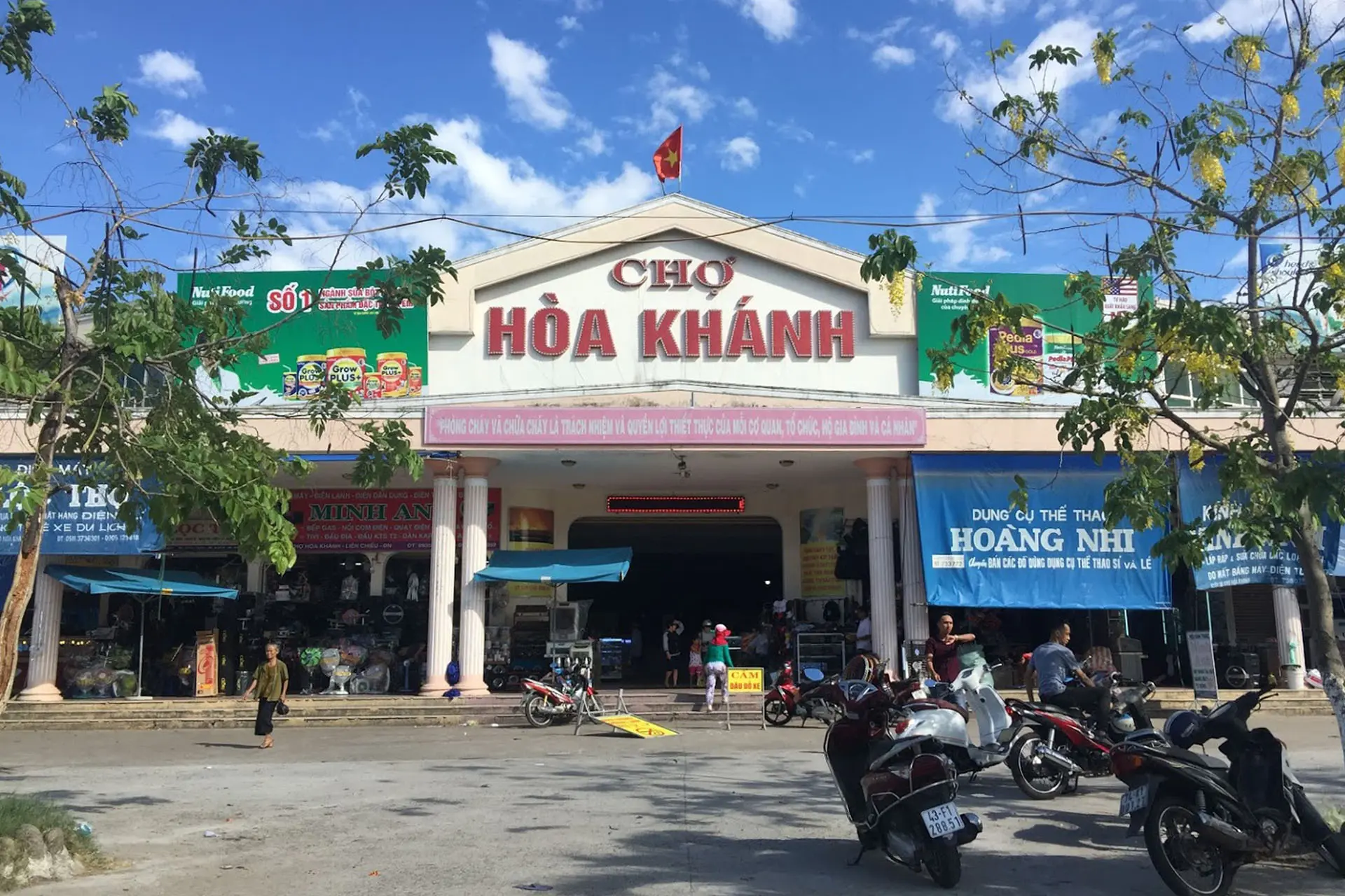Quẩy hết m&igrave;nh tại 5 khu chợ đ&ecirc;m Đ&agrave; Nẵng nhộn nhịp kh&ocirc;ng bao giờ ngủ 9
