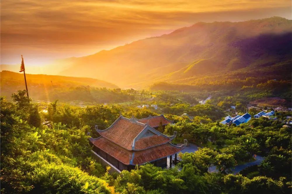 Tắm Onsen tại Suối kho&aacute;ng n&oacute;ng N&uacute;i Thần T&agrave;i &ndash; Đ&agrave; Nẵng 6