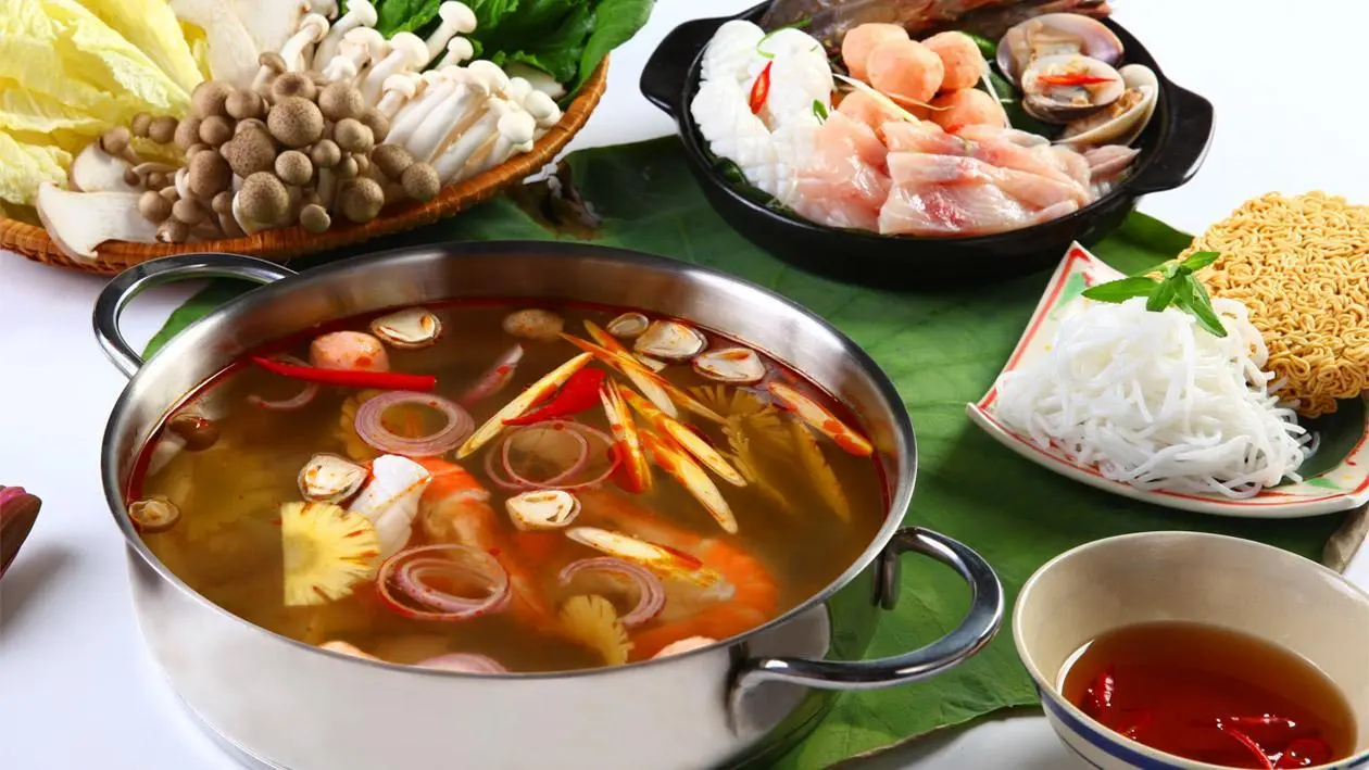 7 qu&aacute;n lẩu hải sản Đ&agrave; Nẵng b&igrave;nh d&acirc;n m&agrave; chất lượng 2
