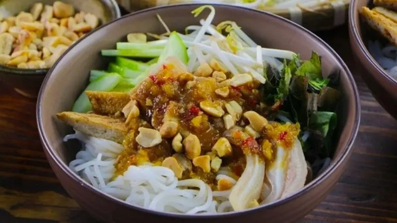 B&uacute;n mắm n&ecirc;m Đ&agrave; Nẵng - Đổ gục trước hương vị đặc sắc kh&ocirc;ng nơi n&agrave;o s&aacute;nh bằng 9
