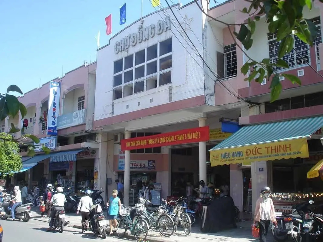 Chợ hải sản Đ&agrave; Nẵng - Điểm danh c&aacute;c khu chợ b&aacute;n hải sản tươi ngon gi&aacute; cực rẻ 4