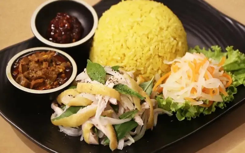 Cơm g&agrave; Đ&agrave; Nẵng - M&oacute;n ngon Đ&agrave; Th&agrave;nh tưởng lạ m&agrave; quen, ngỡ quen m&agrave; lạ 13