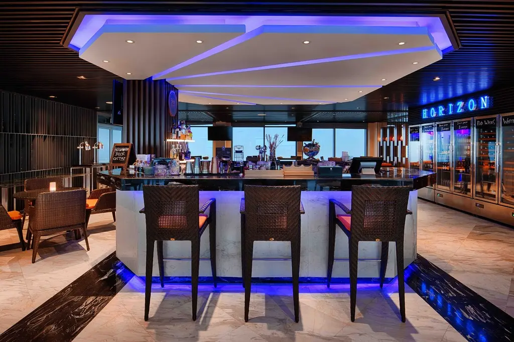 Đừng bỏ qua Horizon Bar Da Nang - Điểm thư gi&atilde;n l&yacute; tưởng 3