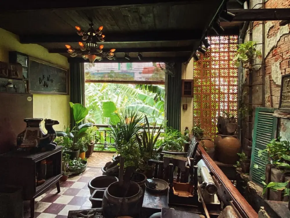 Gh&eacute; thăm NAM house Coffee - Ng&ocirc;i nh&agrave; cổ k&iacute;nh giữa l&ograve;ng Đ&agrave; Nẵng 5