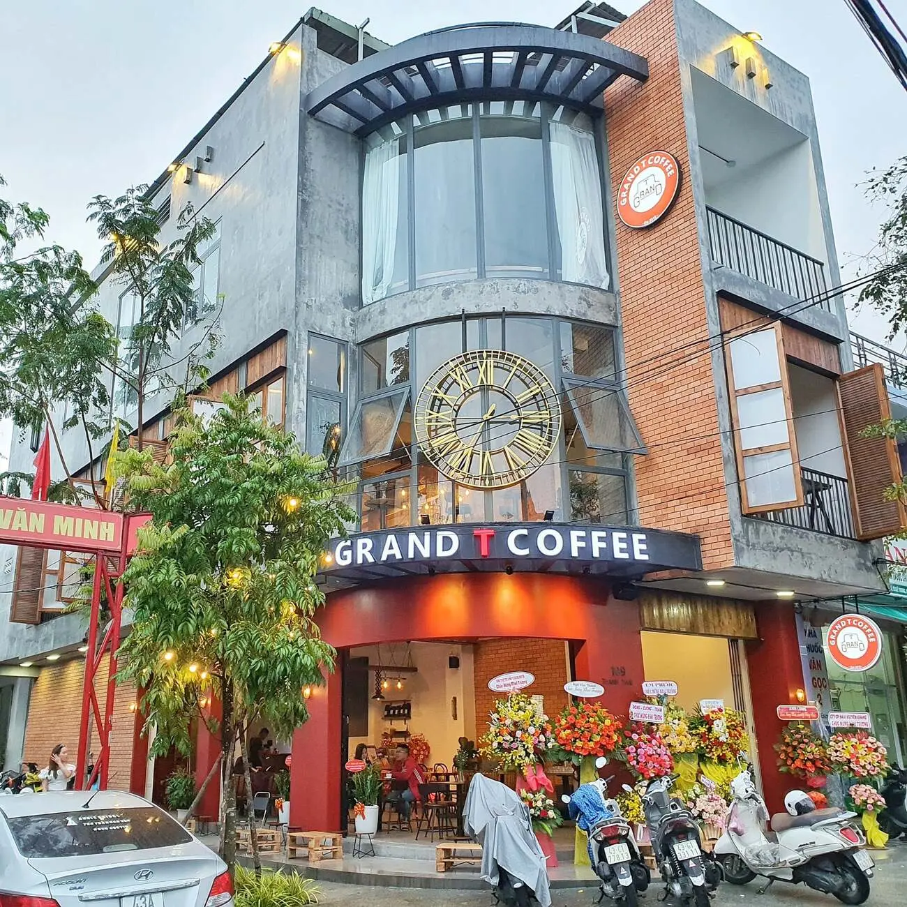 Grand T Coffee Da Nang - Điểm check-in c&oacute; một kh&ocirc;ng hai ở th&agrave;nh phố biển 2
