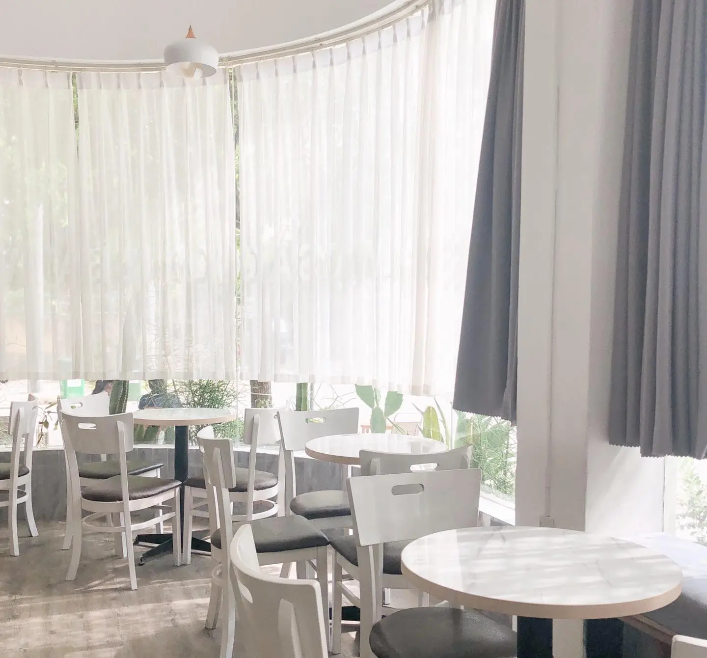 Hạ c&aacute;nh KAKAO KAFE &ndash; Nơi ra đời những bộ ảnh đậm chất H&agrave;n 7