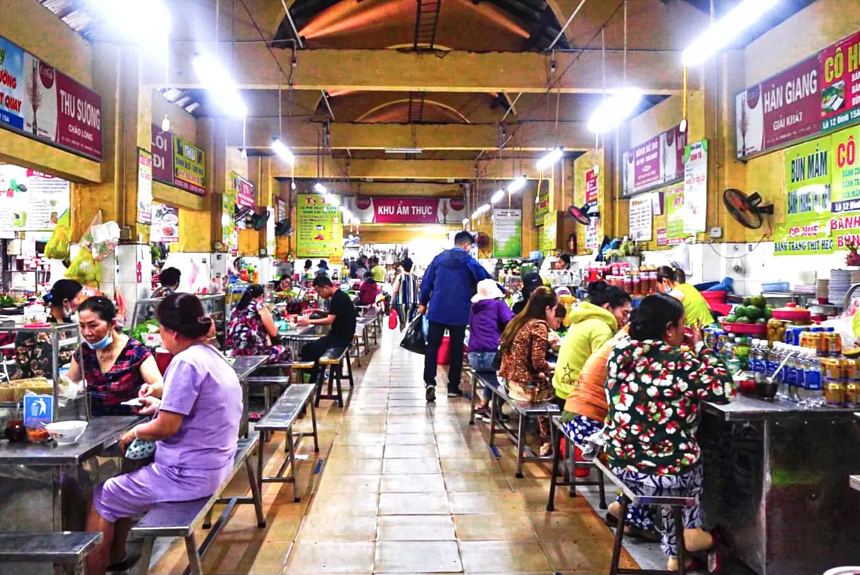 Kinh nghiệm c&agrave;n qu&eacute;t chợ Cồn Đ&agrave; Nẵng, kh&aacute;m ph&aacute; thi&ecirc;n đường ẩm thực 7