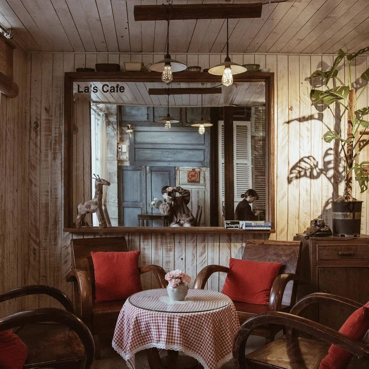 La's Cafe Da Nang - Lạc v&agrave;o khu vườn xanh xinh đẹp ngay v&ugrave;ng ngoại &ocirc; th&agrave;nh phố 7