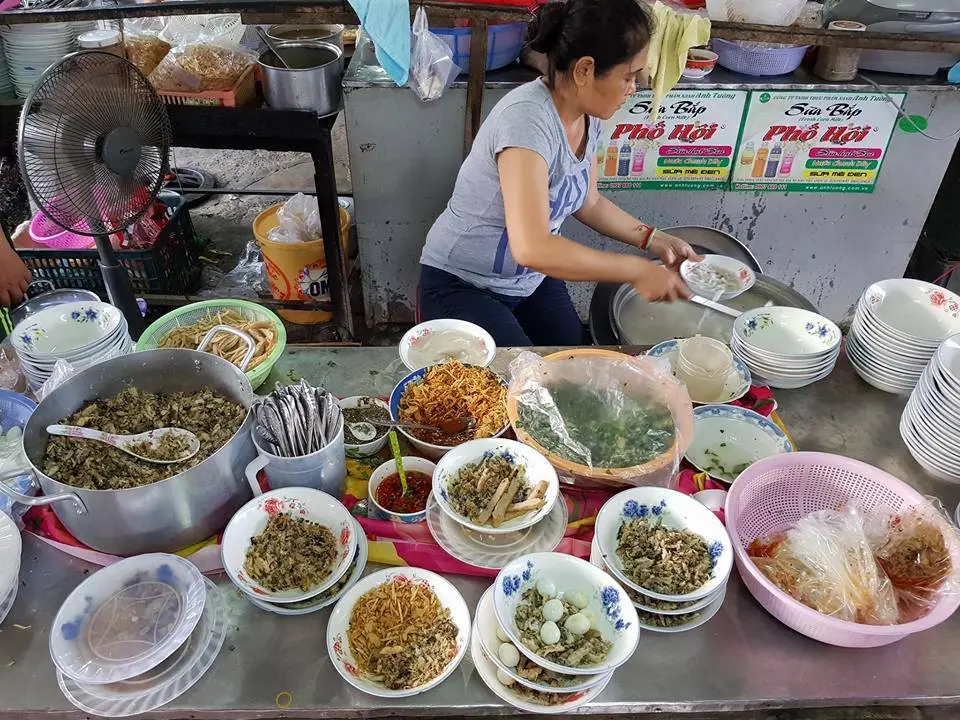 Ngất ng&acirc;y với top 4 qu&aacute;n b&aacute;nh canh ruộng Đ&agrave; Nẵng hot nhất 2026 5
