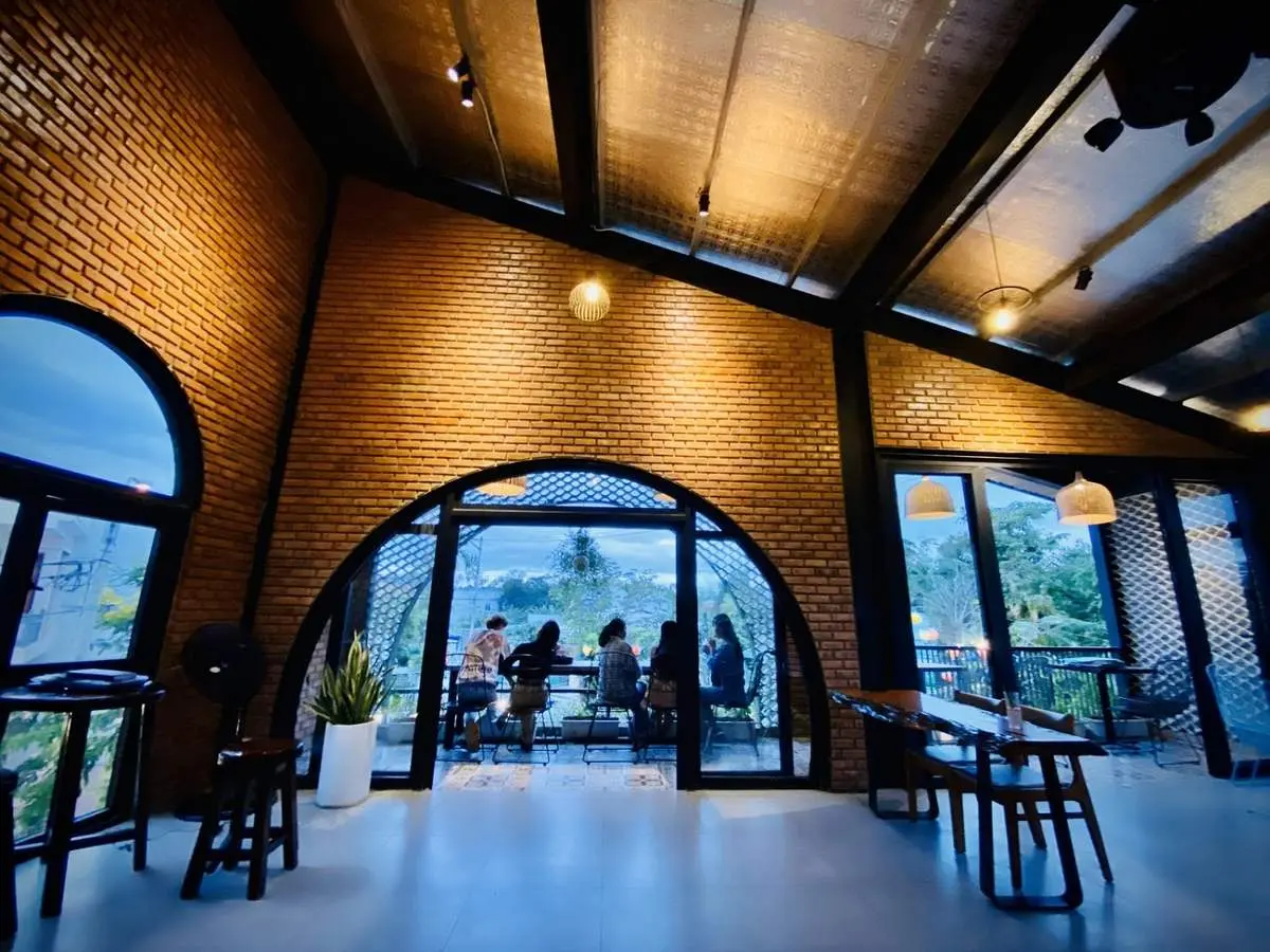 Nice Home Coffee &ndash; Qu&aacute;n caf&eacute; thu h&uacute;t giới trẻ với thiết kế kh&ocirc;ng gian ấn tượng 10