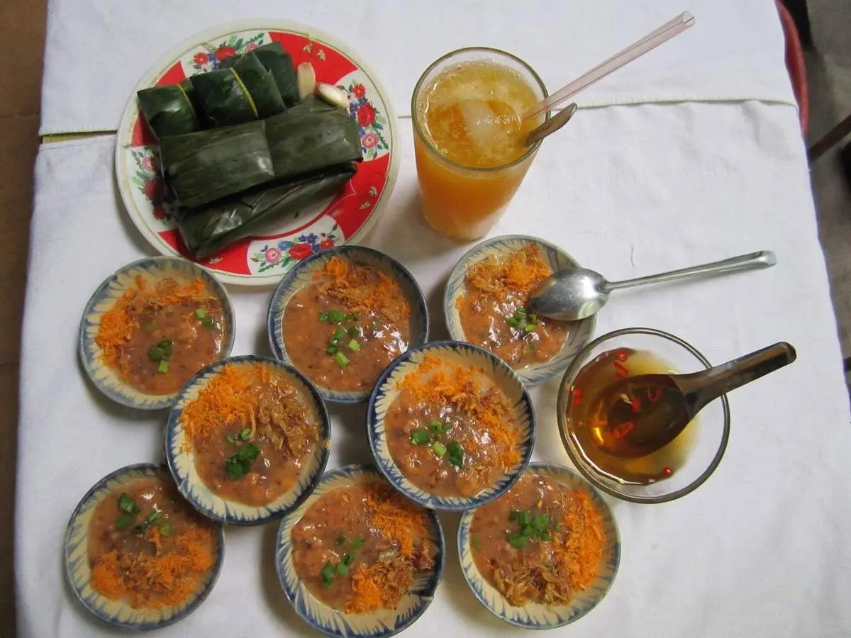 Săn l&ugrave;ng c&aacute;c qu&aacute;n b&aacute;n b&aacute;nh nậm, b&aacute;nh lọc, b&aacute;nh b&egrave;o Đ&agrave; Nẵng gi&aacute; rẻ si&ecirc;u ngon 6