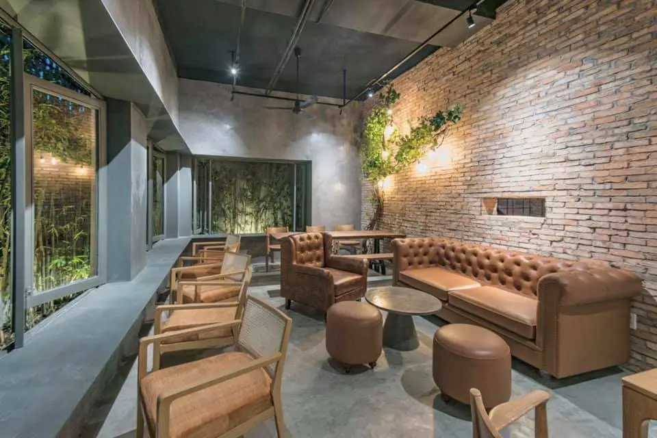 The 59 Caf&eacute; &ndash; Qu&aacute;n caf&eacute; n&uacute;p hẻm với vẻ đẹp ho&agrave;i cổ đặc biệt 2