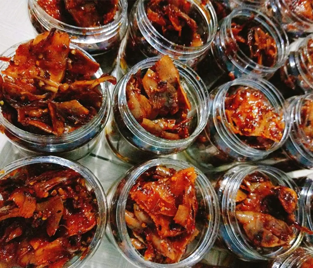Thưởng thức hương vị mực rim sa tế Đ&agrave; Nẵng &ndash; Đặc sản vạn người m&ecirc; 5