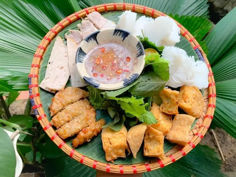 Top 10 qu&aacute;n b&uacute;n đậu mắm t&ocirc;m Đ&agrave; Nẵng đỉnh của ch&oacute;p 3