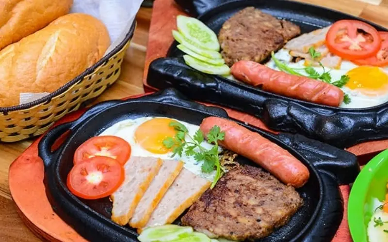 Top 15 qu&aacute;n b&ograve; n&eacute; Đ&agrave; Nẵng thơm ngon n&iacute;u ch&acirc;n du kh&aacute;ch 5