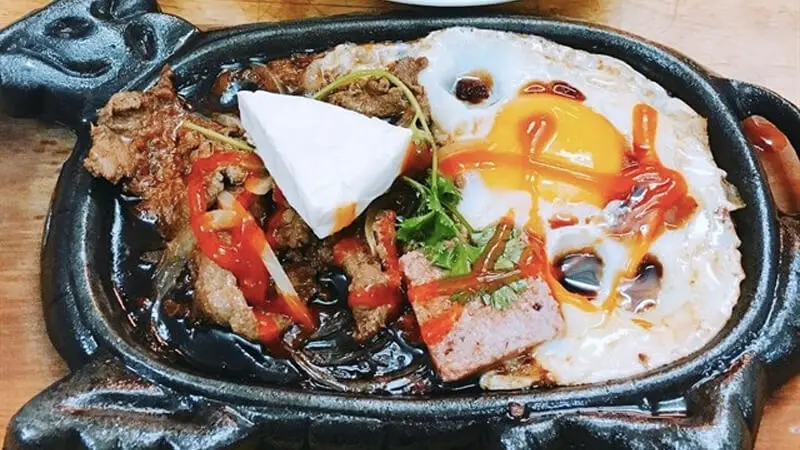 Top 15 qu&aacute;n b&ograve; n&eacute; Đ&agrave; Nẵng thơm ngon n&iacute;u ch&acirc;n du kh&aacute;ch 8