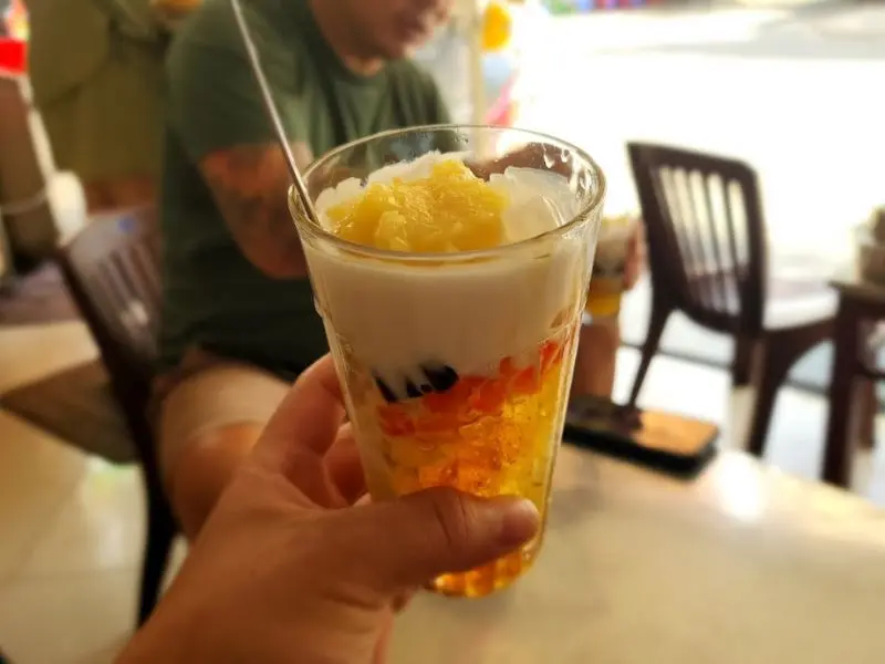 Top 6 qu&aacute;n ch&egrave; xoa xoa hạt lựu 'g&acirc;y nghiện' tại Đ&agrave; Nẵng 5