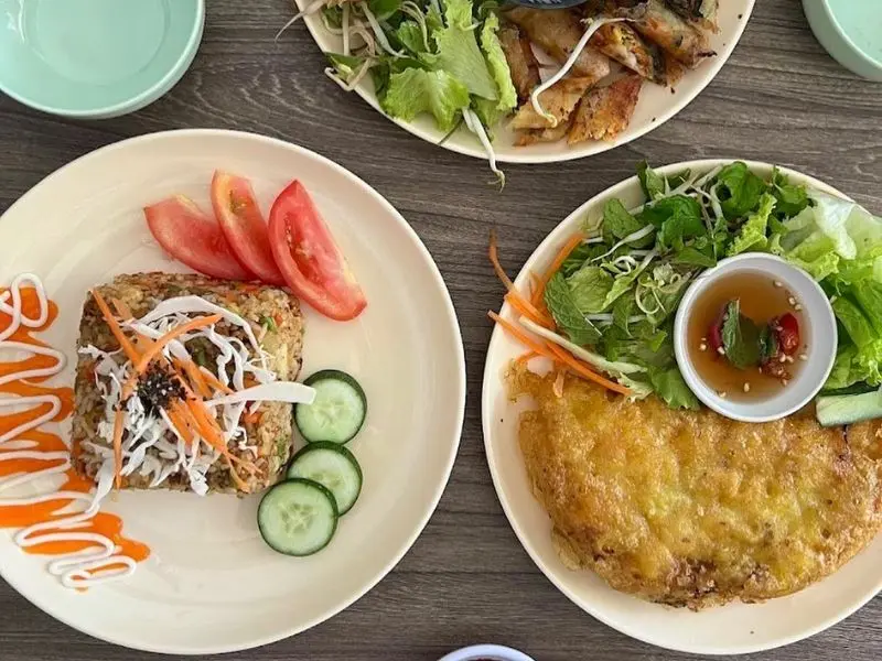 Top 8 qu&aacute;n buffet chay Đ&agrave; Nẵng si&ecirc;u ngon v&agrave; nổi tiếng nhất 8