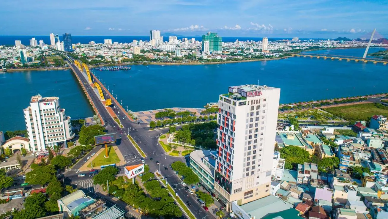 Top View Bar Da Nang - Điểm nh&igrave;n ngắm to&agrave;n th&agrave;nh phố từ tr&ecirc;n cao 3