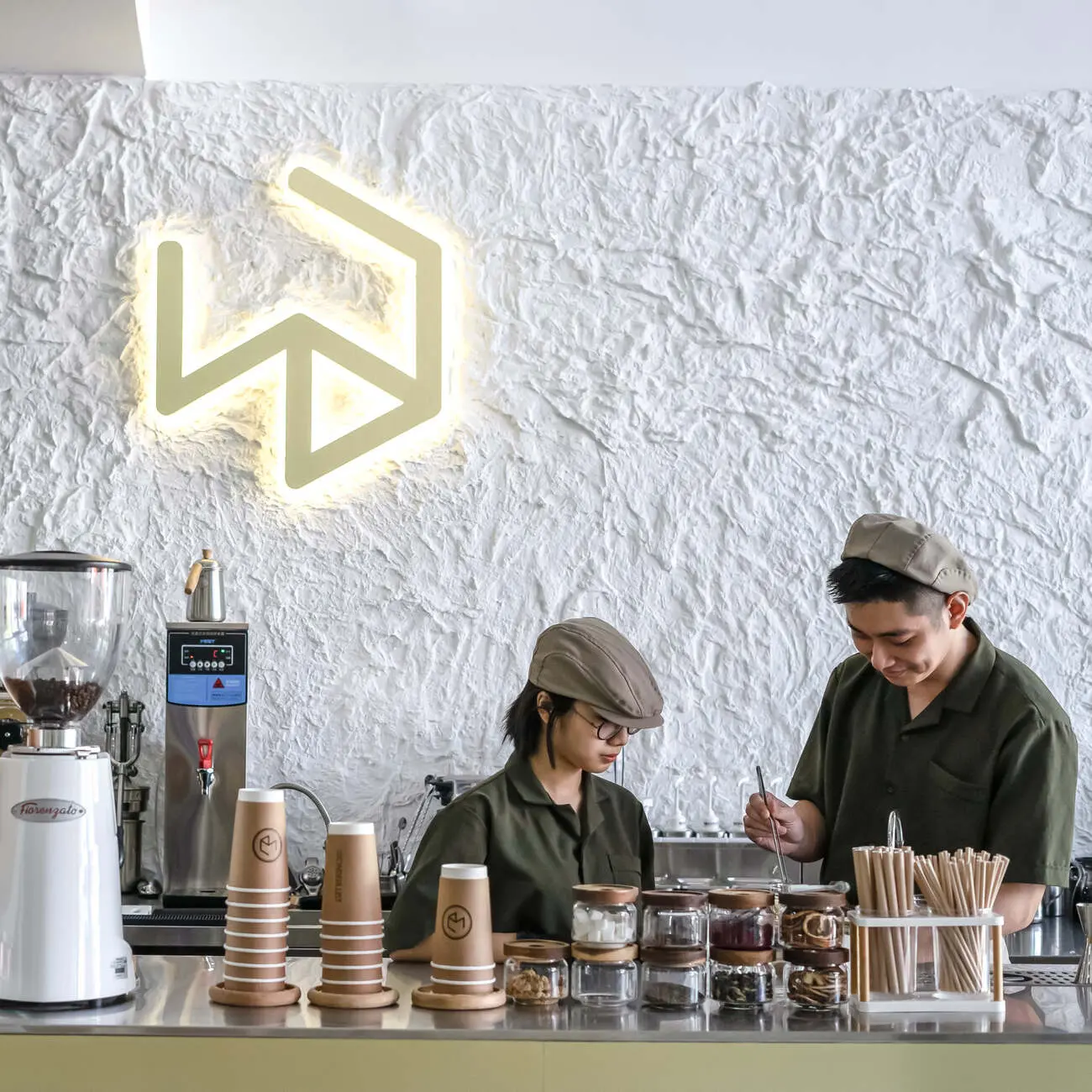 Wonderlust Coffee and Bakery - C&agrave; ph&ecirc; sống ảo bậc nhất Đ&agrave; Nẵng 3