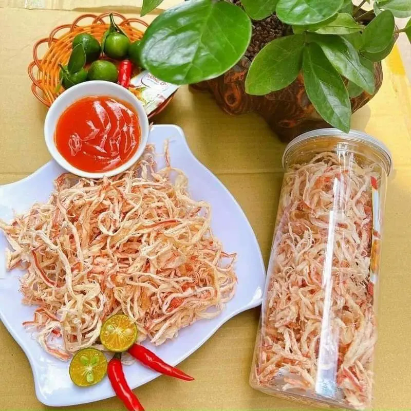 Mực hấp nước dừa - Món quà đặc sắc ở Thành phố Đà Nẵng