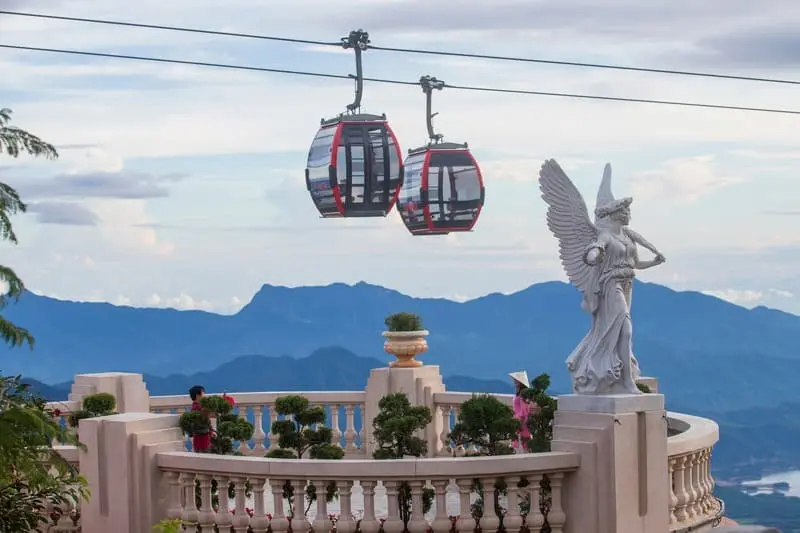 Cẩm nang du lịch B&agrave; N&agrave; Hills 2026: Gi&aacute; v&eacute;, vui chơi, ăn uống 3