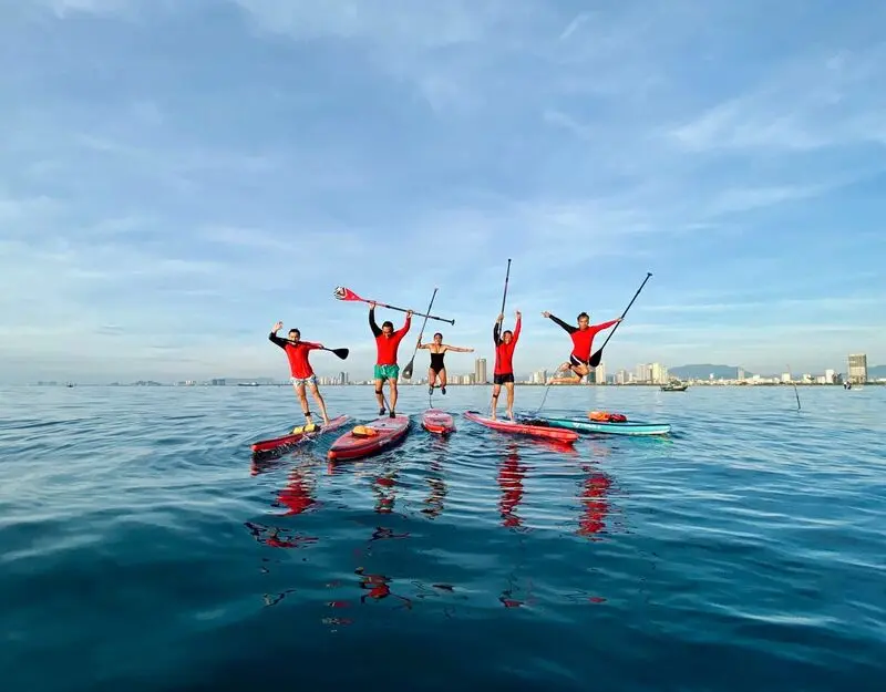 Ch&egrave;o SUP Đ&agrave; Nẵng v&agrave; top 4 địa điểm bạn kh&ocirc;ng n&ecirc;n bỏ lỡ năm 2026 6