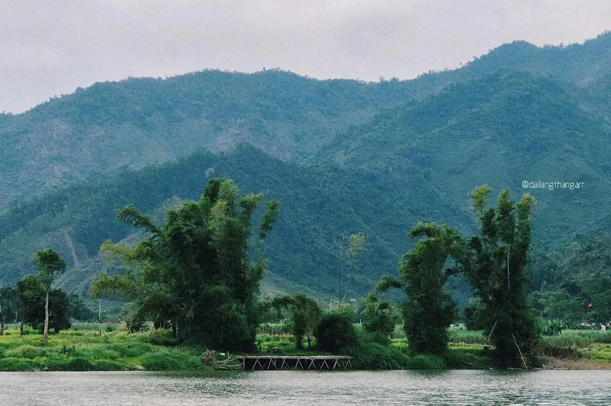 C&ugrave;ng Đặng Đại Review Hồ H&ograve;a Bắc b&igrave;nh y&ecirc;n 12