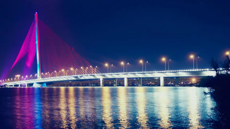 Kh&aacute;m ph&aacute; Đ&agrave; Nẵng thay đổi sau 10 năm c&ugrave;ng Nguyễn Thanh Tuấn 18