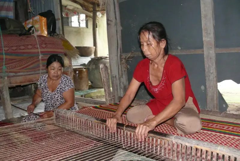 L&agrave;ng Cẩm N&ecirc;: Nơi dệt n&ecirc;n hồn thơ xứ Quảng qua từng sợi chiếu 8