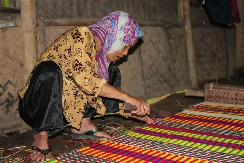 L&agrave;ng Cẩm N&ecirc;: Nơi dệt n&ecirc;n hồn thơ xứ Quảng qua từng sợi chiếu 9