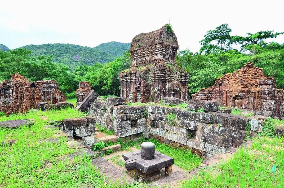 Lịch trình Đà Nẵng 5N4Đ tự túc - Chuyến đi dài hơi đáng giá nhất thanh xuân 32
