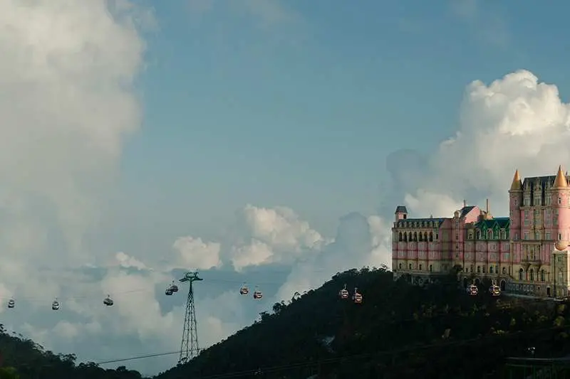 Một ng&agrave;y kh&aacute;m ph&aacute; B&agrave; N&agrave; Hills với c&aacute;c trải nghiệm th&uacute; vị 3