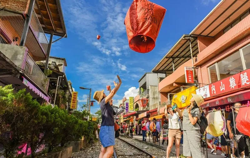 Cẩm nang du lịch Đ&agrave;i Bắc, kh&aacute;m ph&aacute; một Đ&agrave;i Loan trọn vẹn 11