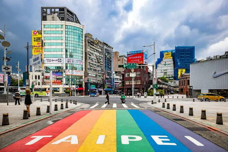 Chinh phục chợ đêm Ximending và khám phá thiên đường ẩm thực xứ Đài 2