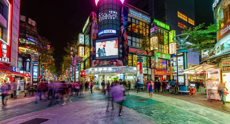 Chinh phục chợ đêm Ximending và khám phá thiên đường ẩm thực xứ Đài 9
