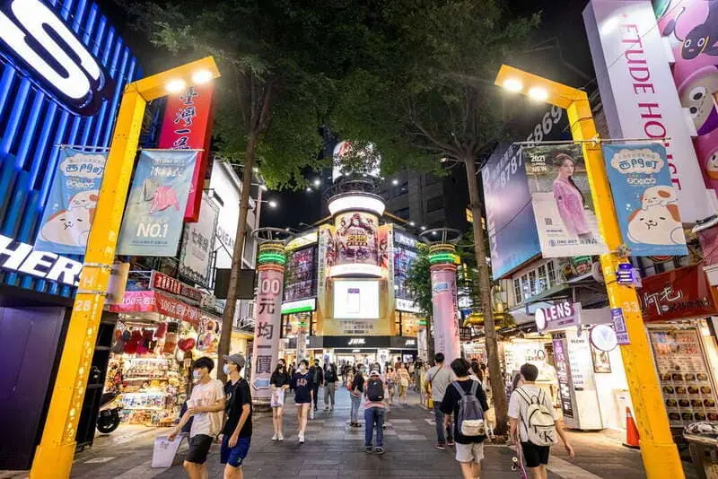 Chinh phục chợ đêm Ximending và khám phá thiên đường ẩm thực xứ Đài 3