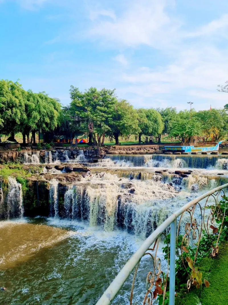 Th&aacute;c Đ&aacute; H&agrave;n, điểm vui chơi qu&ecirc;n lối về tại Đồng Nai 5