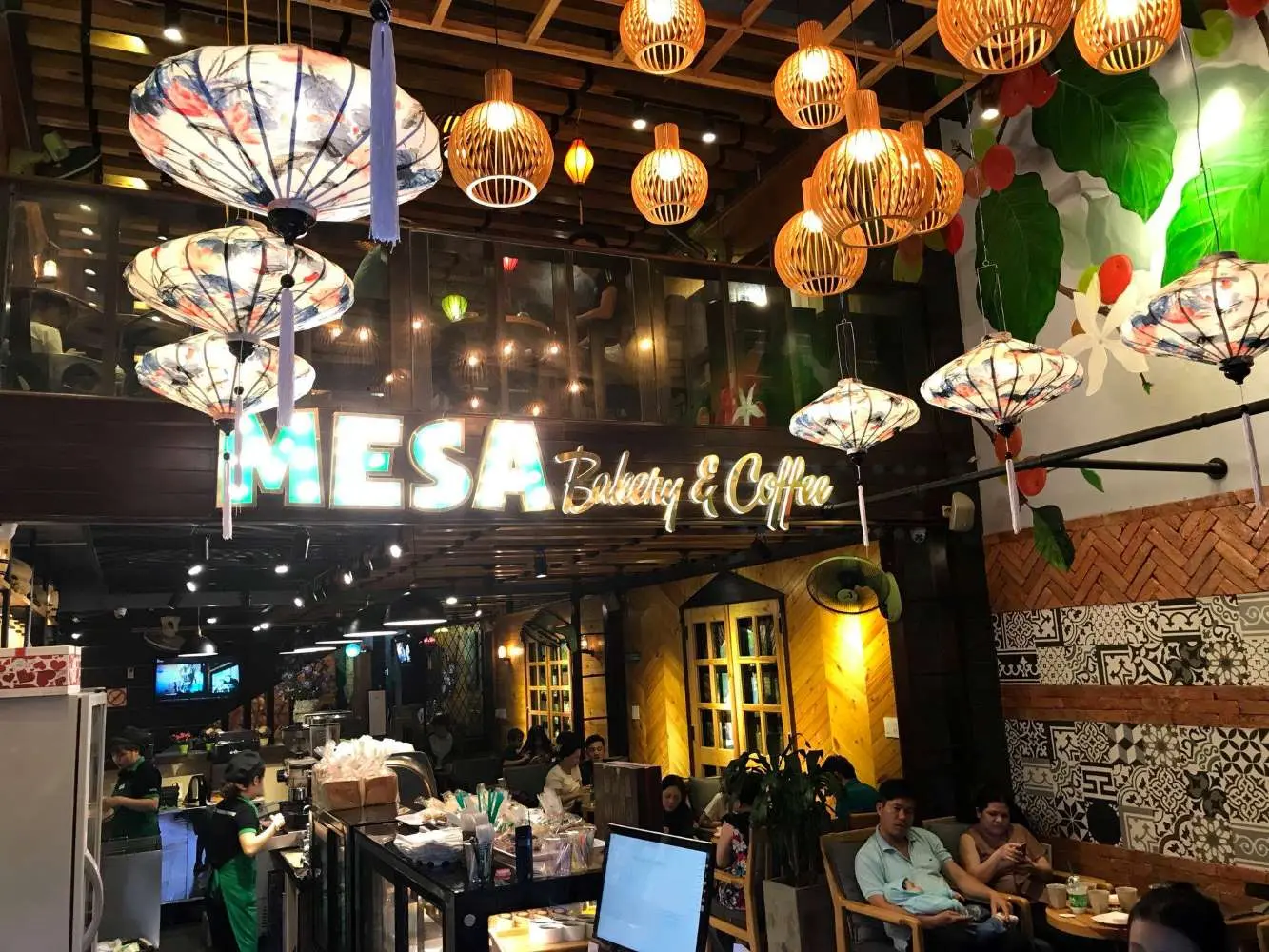 Đến Mesa Bakery Coffee để thưởng thức menu b&aacute;nh ngọt độc đ&aacute;o 5