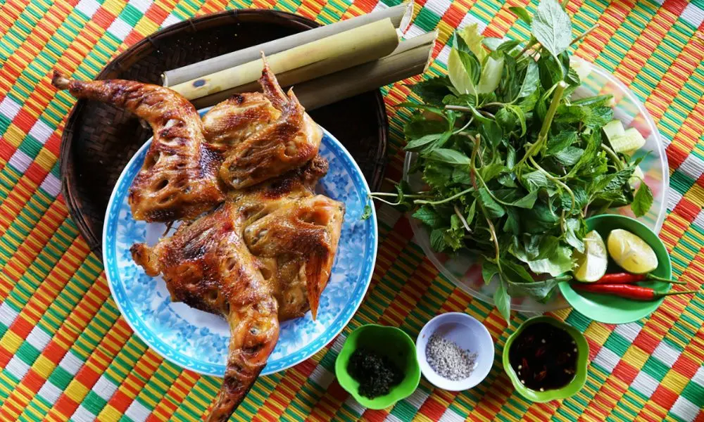 M&oacute;n lẩu l&aacute; rừng Gia Lai độc đ&aacute;o m&agrave; bạn nhất định phải thử 7