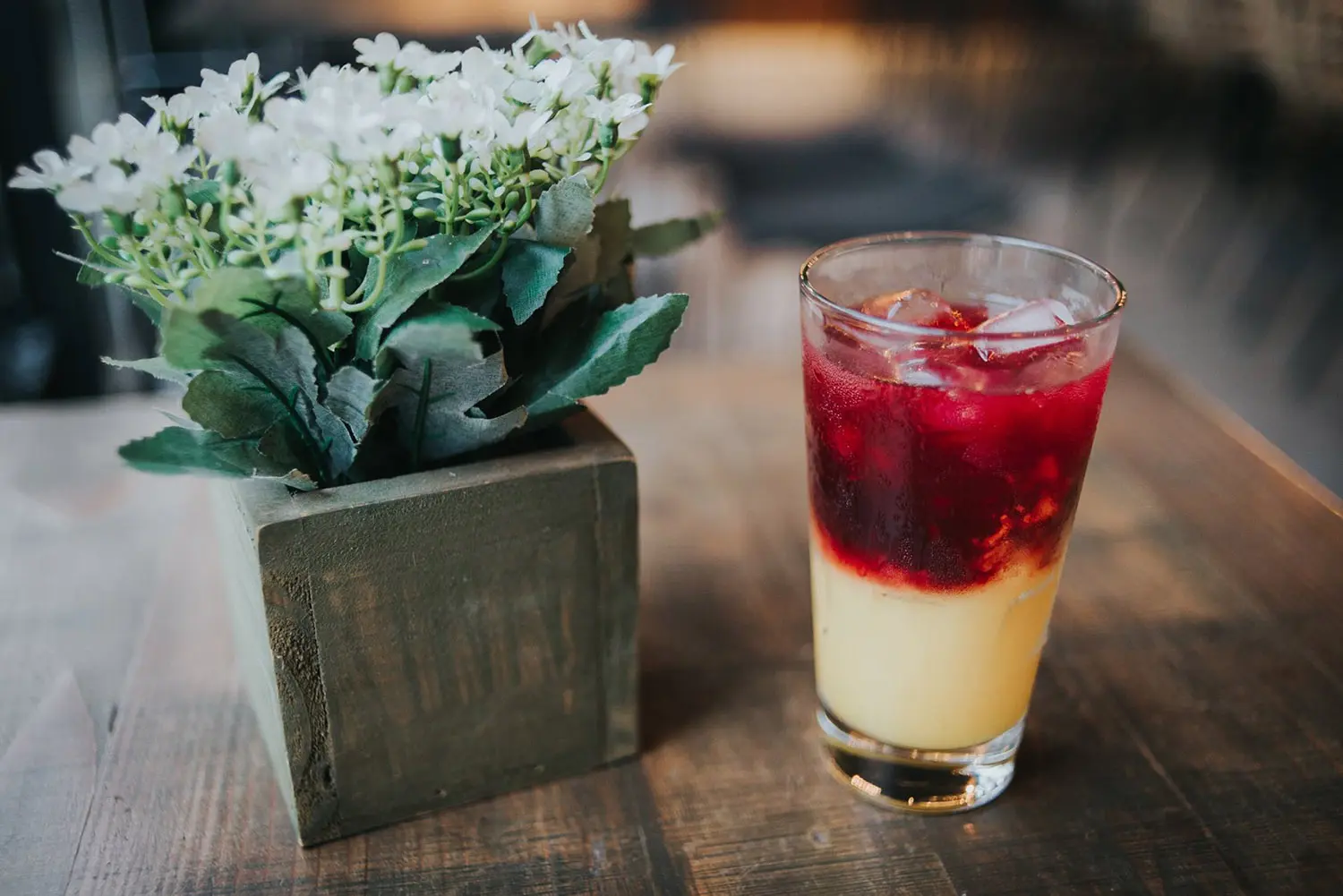 The Corner House Coffee, kh&aacute;m ph&aacute; thi&ecirc;n đường sống ảo đẹp m&ecirc; ly 8