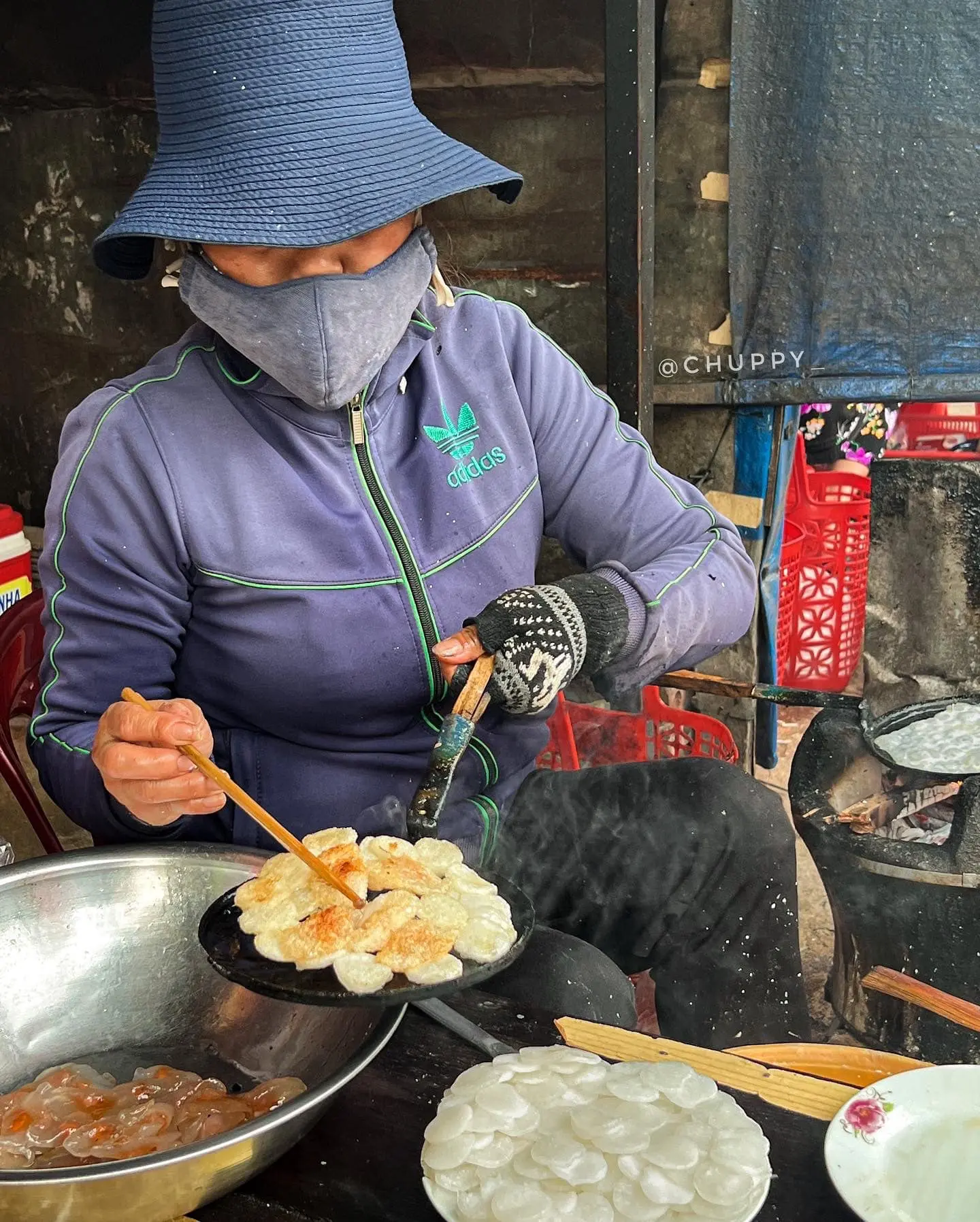 Tiệm b&aacute;nh chi&ecirc;n c&ocirc; Hai, qu&aacute;n ngon tuổi thơ của người d&acirc;n phố n&uacute;i 3