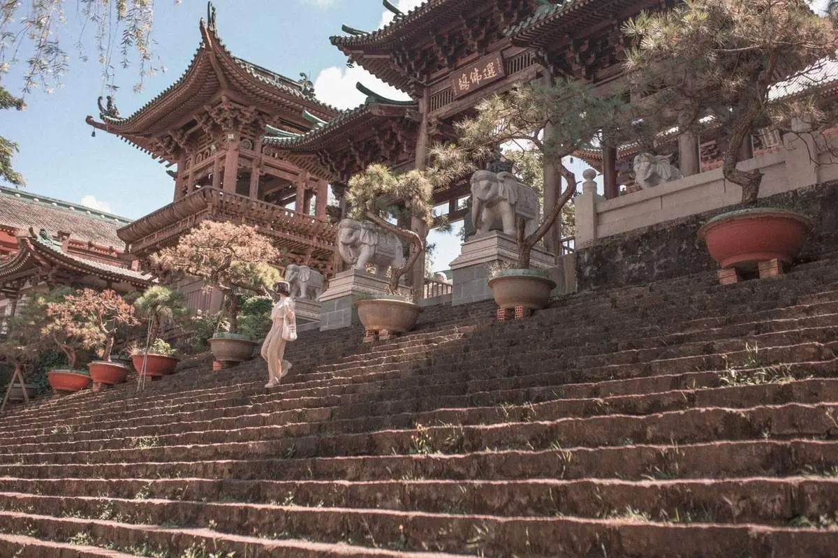 Ch&ugrave;a Minh Th&agrave;nh, điểm đến y&ecirc;n b&igrave;nh mang kh&ocirc;ng gian thiền tịnh 5