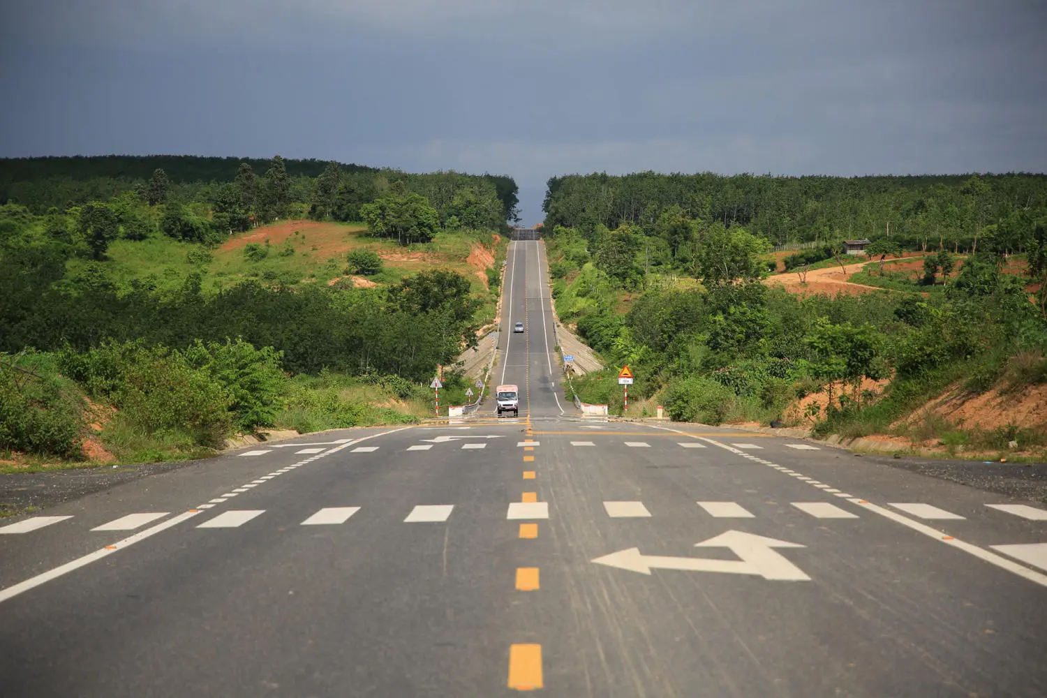 Dạo quanh Biển hồ Pleiku h&ograve;a m&igrave;nh v&agrave;o thi&ecirc;n nhi&ecirc;n trong l&agrave;nh 2