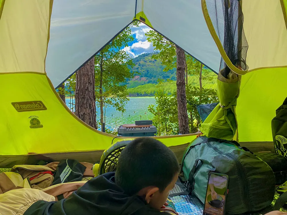 Một ng&agrave;y camping hồ nước Ti&ecirc;n Sơn c&ugrave;ng Đ&agrave;o Ph&uacute;c Quang Vũ 5