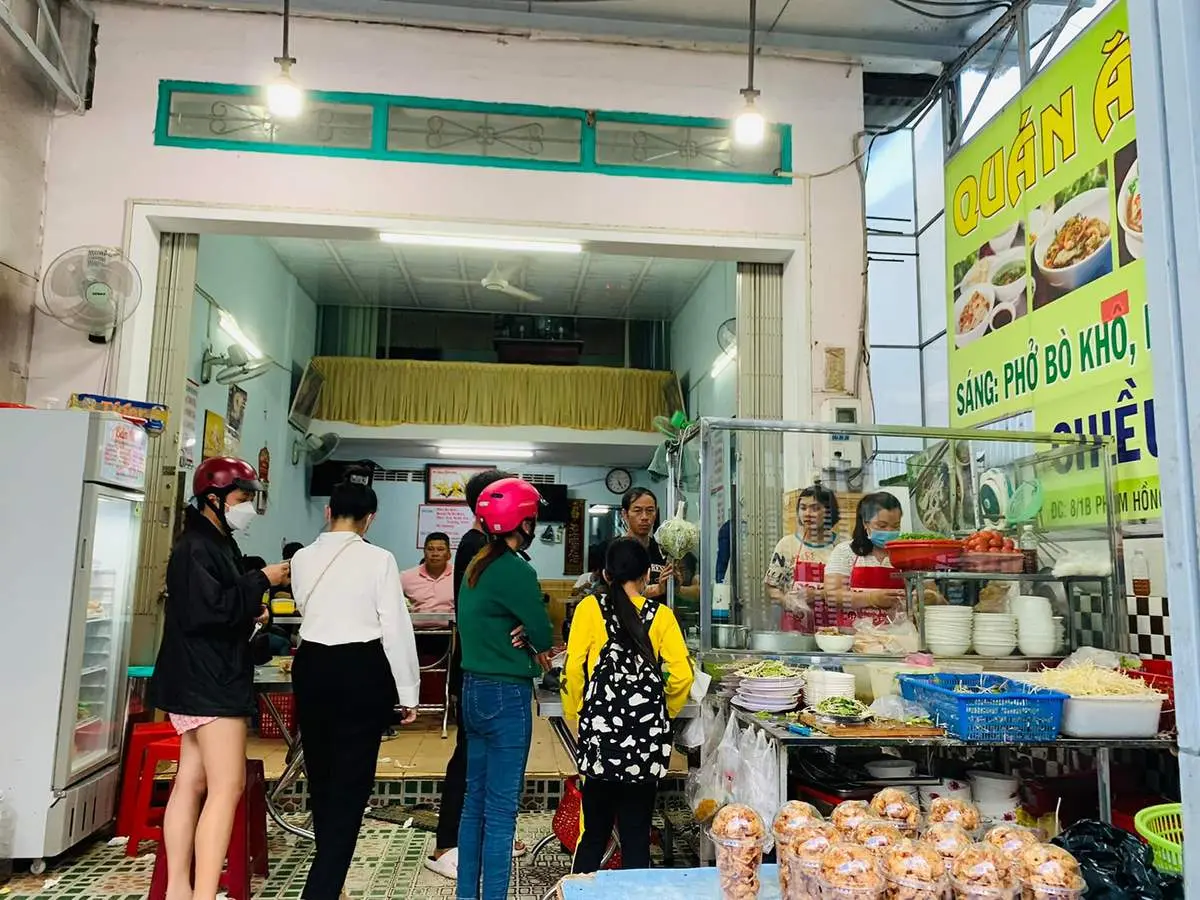 Review b&uacute;n ri&ecirc;u gi&ograve; Tư Gia Lai với hương vị thơm ngon, hấp dẫn 3
