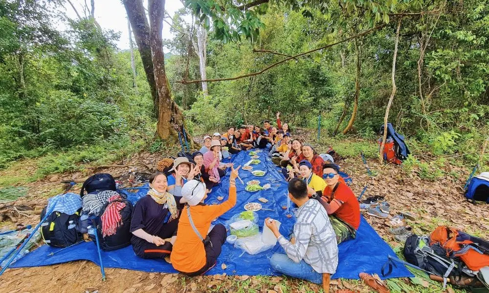 H&agrave;nh tr&igrave;nh phượt Th&aacute;c K50 đầy kỷ niệm của c&ocirc; n&agrave;ng Kim Huệ 3