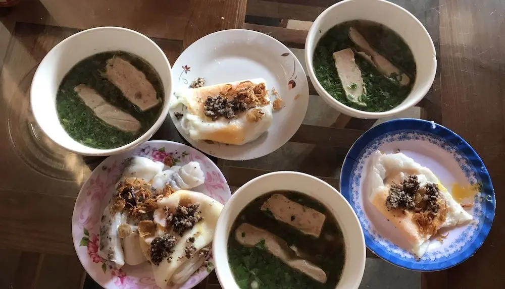 B&aacute;nh cuốn phố cổ Đồng Văn &ndash; M&oacute;n ngon 4 m&ugrave;a đến H&agrave; Giang đều phải thử 4